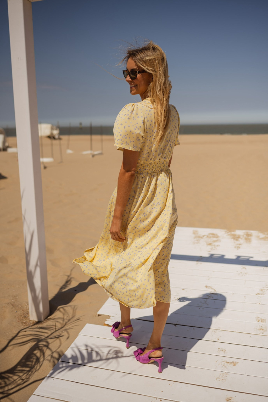 Vilja™ | Romanttinen midimekko