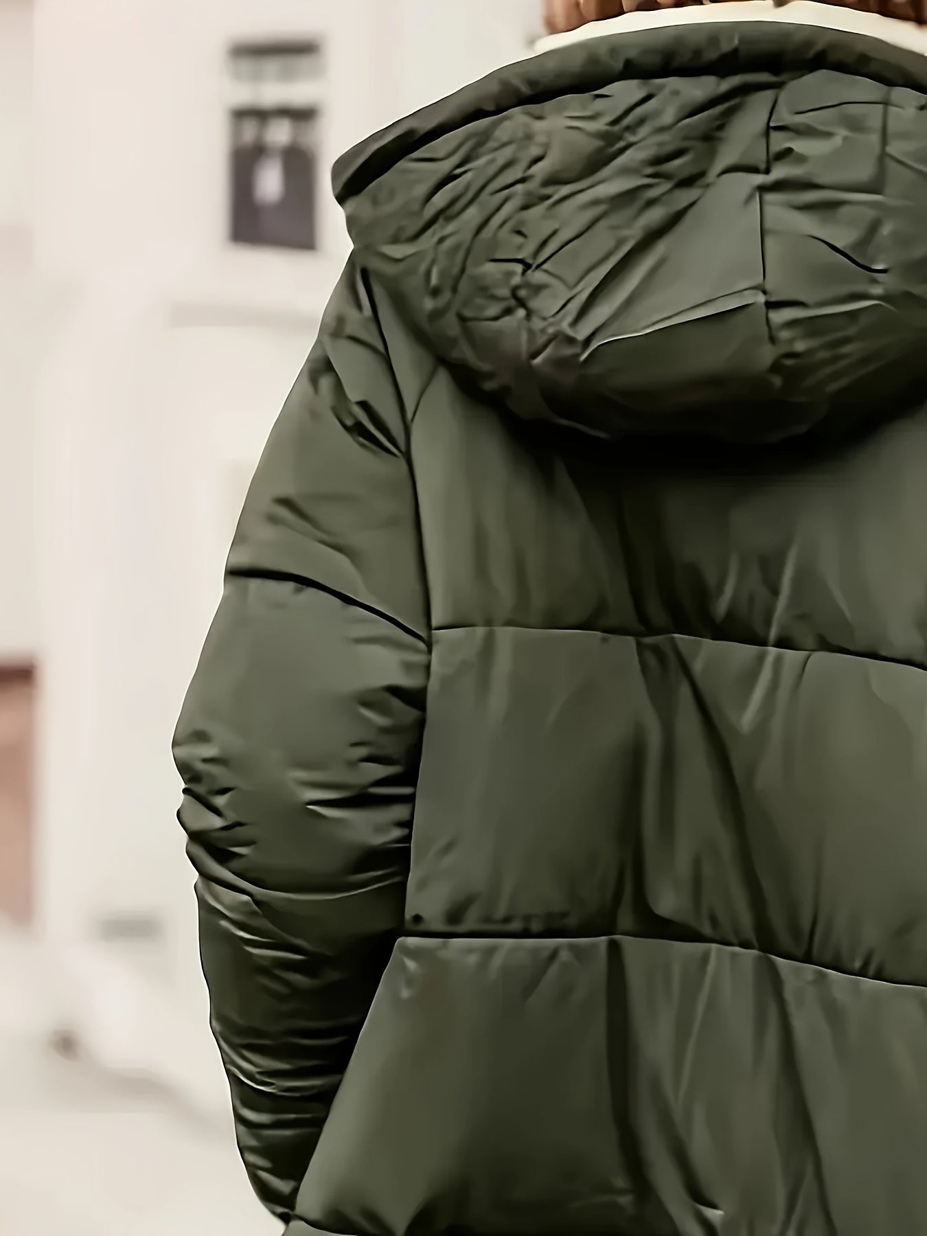 Katri™ | Lämmin, Hupullinen ja Käännettävä Talvitakki