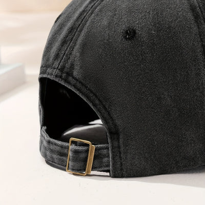 Aleksi™ | Kulutettu baseball-lippis perhoselementeillä