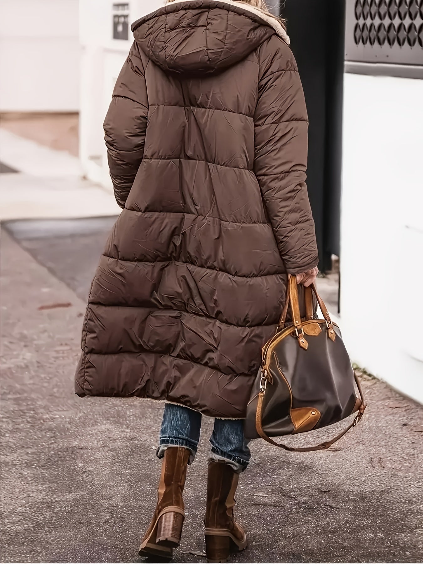 Katri™ | Lämmin, Hupullinen ja Käännettävä Talvitakki